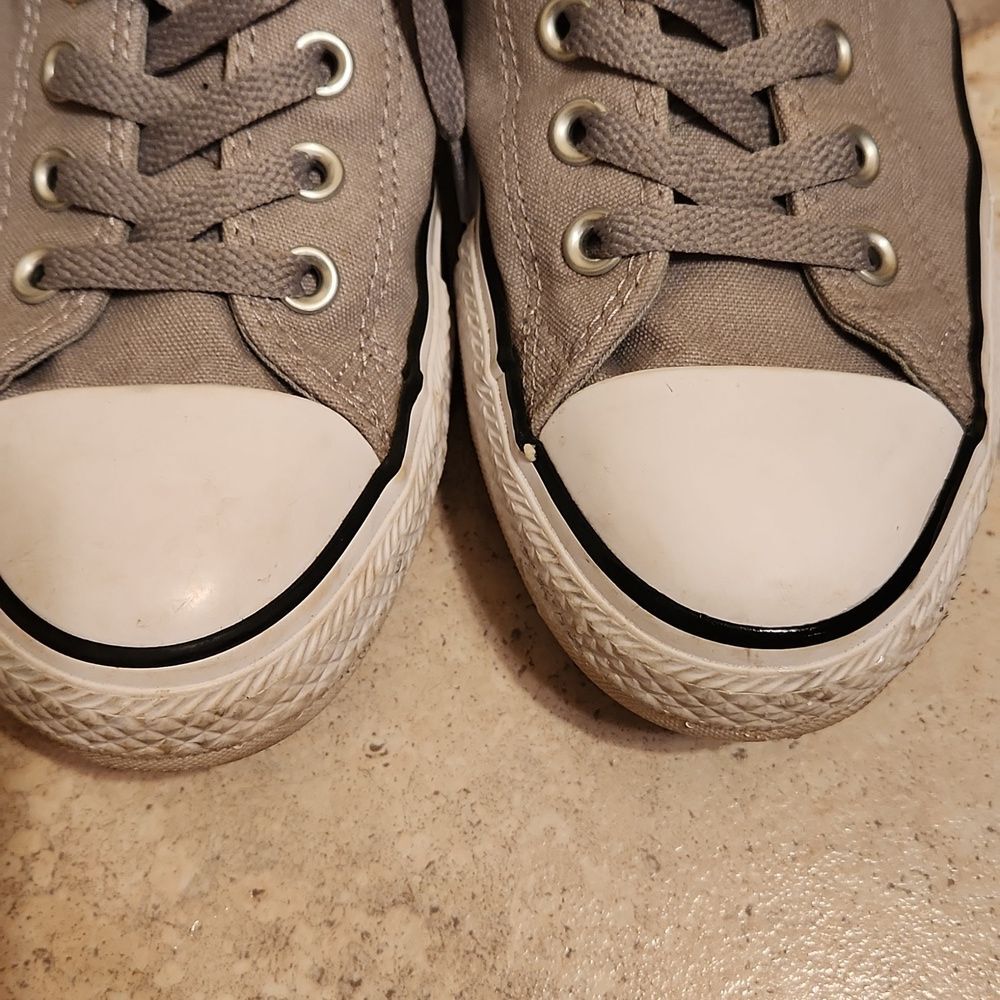 Converse CTAs Gray Hi Top Sneakers w/ Lettering Men's 10 Women's 12 - Picture 4 of 11
